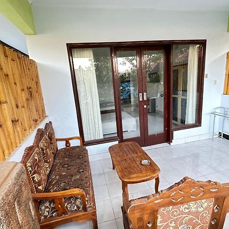 Creative Bungalow Beach Front Джили Трауанган Екстериор снимка