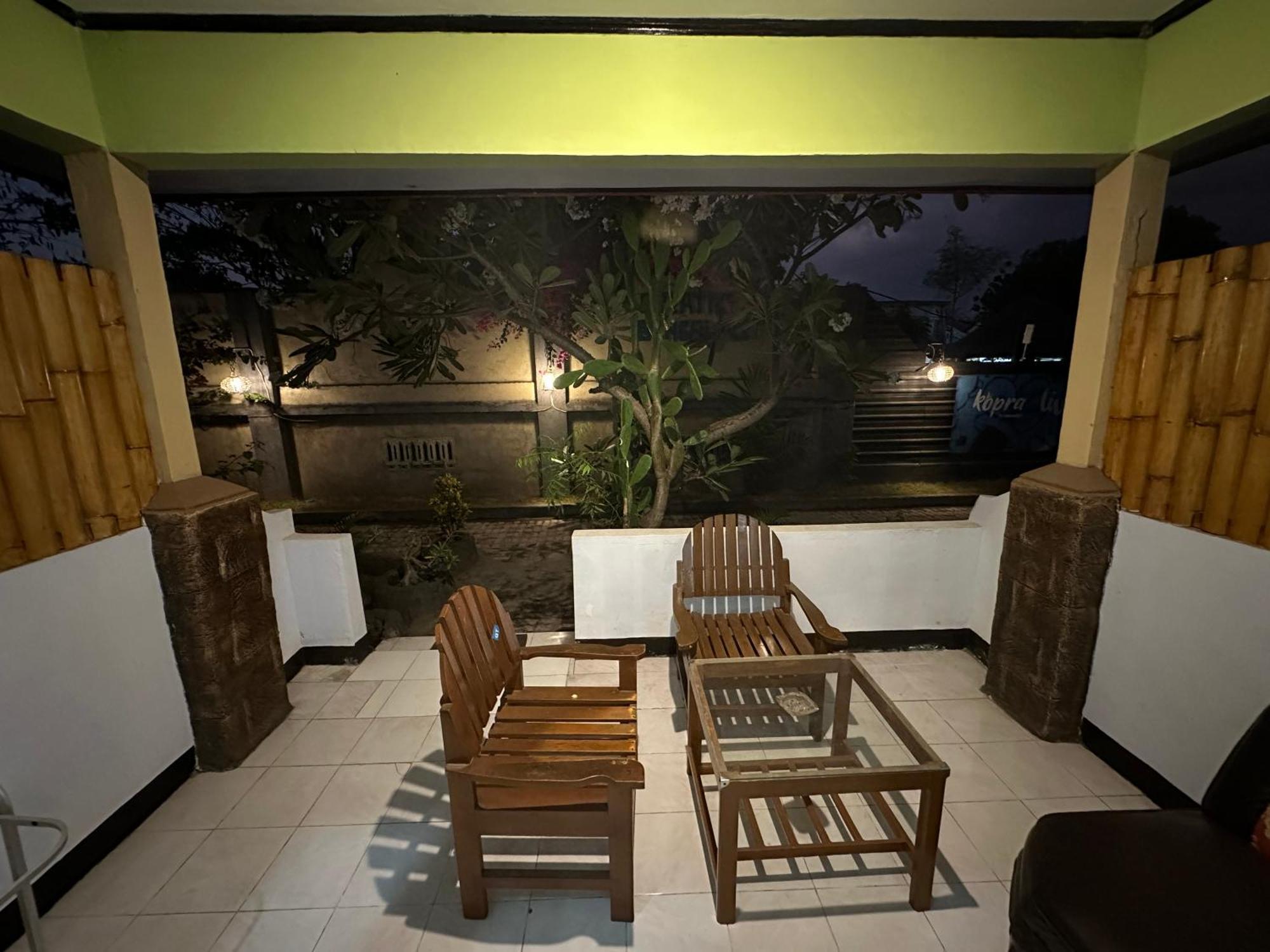 Creative Bungalow Beach Front Джили Трауанган Екстериор снимка